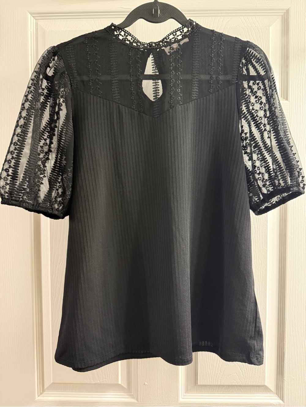 Black Lace Yoke Puff Sleeve Blouse